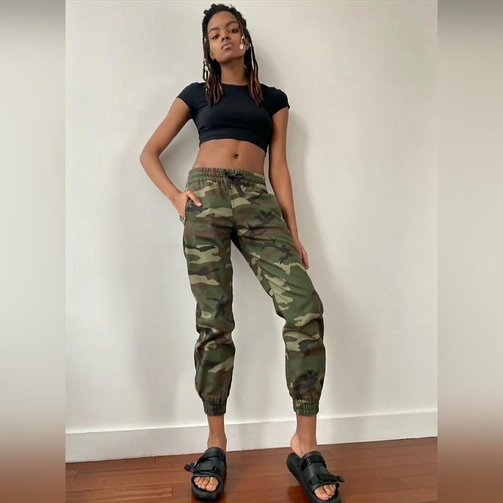 Camp TNA Joggers S Camo Alix Pant High Rise Zip Pockets